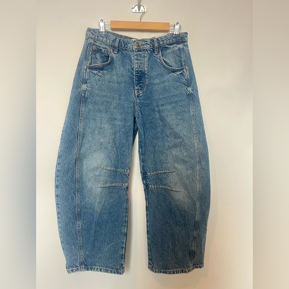 We The Free Lucky You Mid Rise Barrel Jeans
Size 28 - Picture 8 of 16